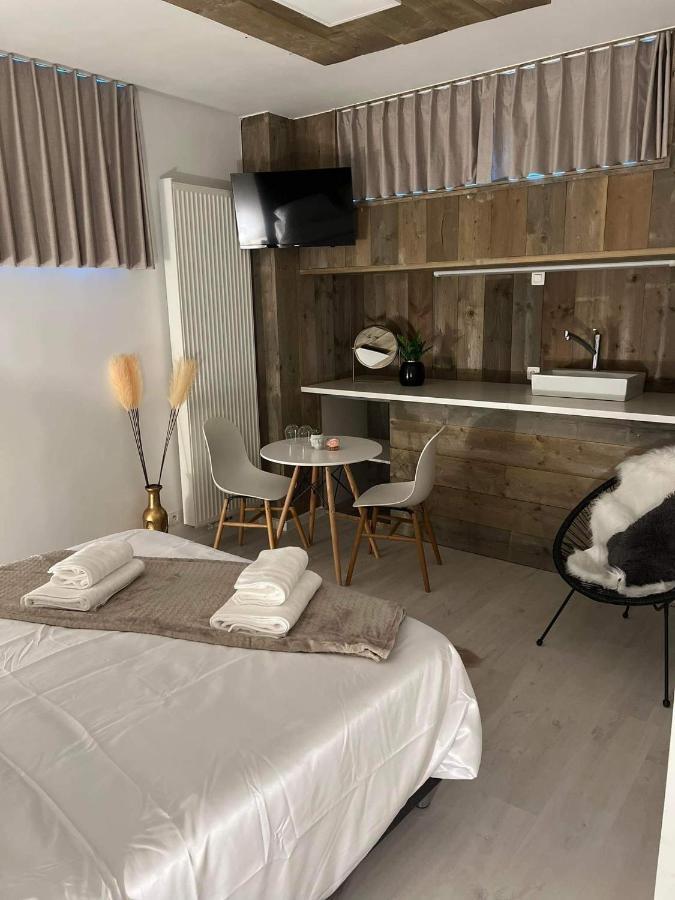 Prachtige Kamer In Centrum Brugge Met Badkamer ! Экстерьер фото
